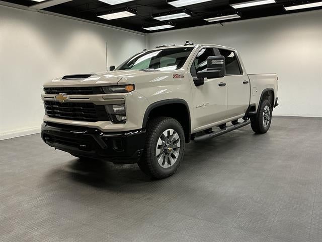 White Sands 2026 Chevrolet Silverado 2500HD Pickup Truck Four-Wheel Drive Automatic
