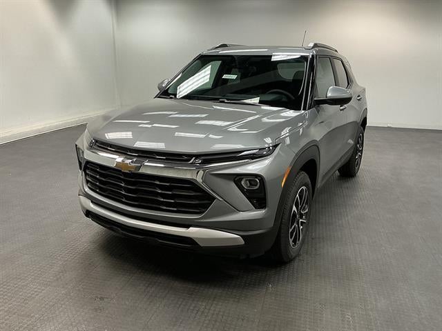 Sterling Gray Metallic 2026 Chevrolet Trailblazer SUV / Crossover Four-Wheel Drive Automatic