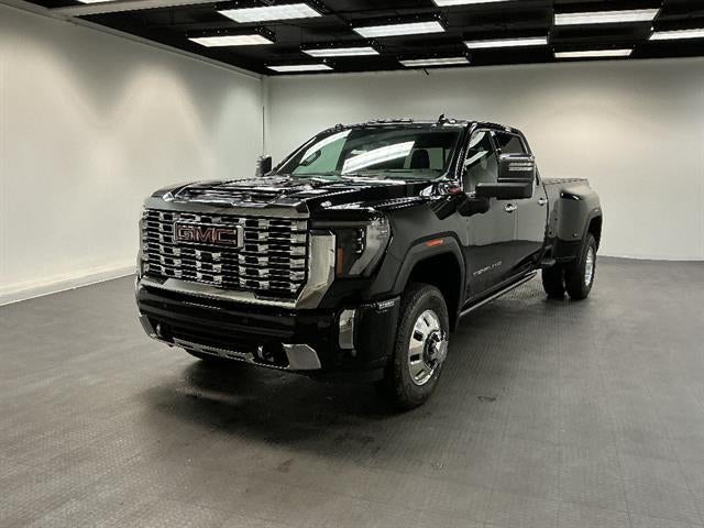 Onyx Black 2026 GMC Sierra 3500HD Pickup Truck Four-Wheel Drive Automatic