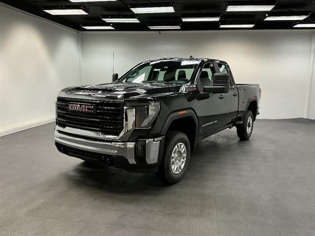 Onyx Black 2026 GMC Sierra 2500HD Pro Double Cab 4WD Pickup Truck Four-Wheel Drive Automatic