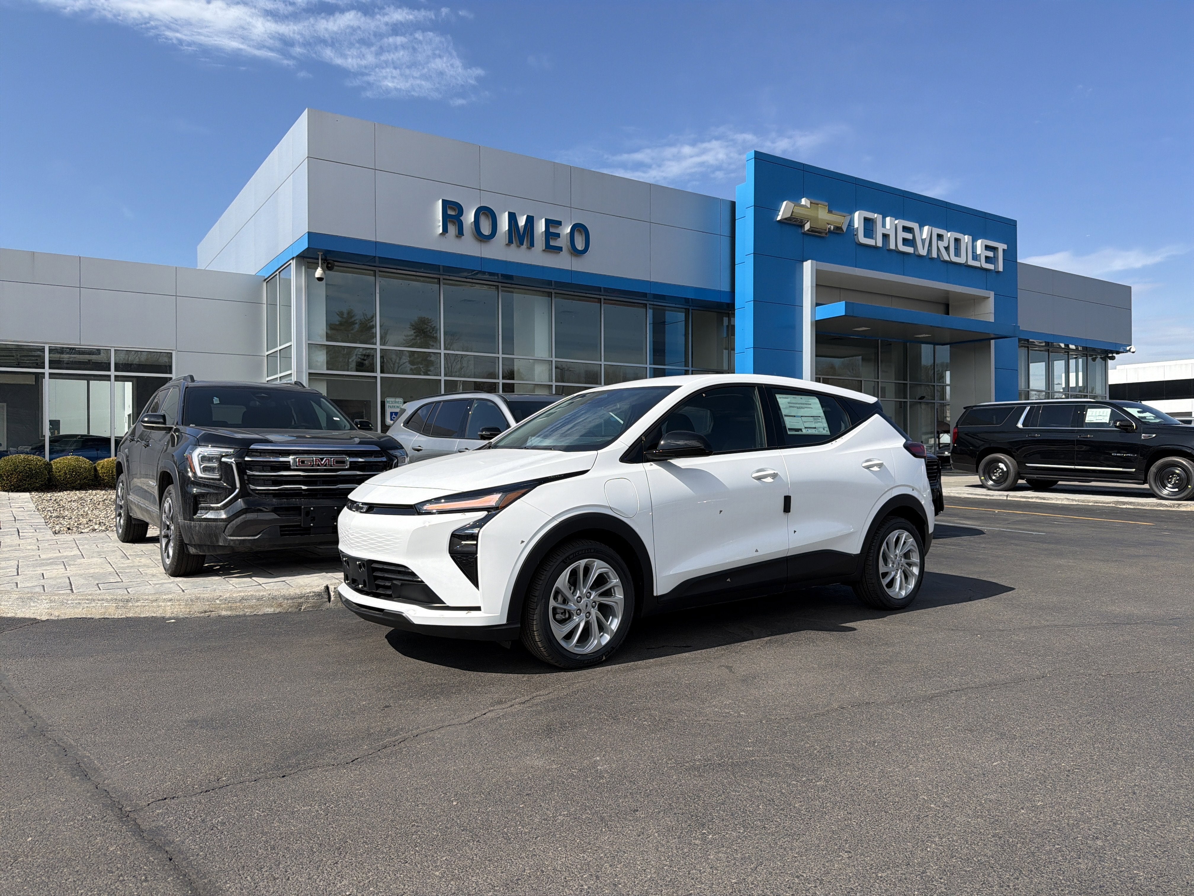 2027 Chevrolet Bolt LT FWD