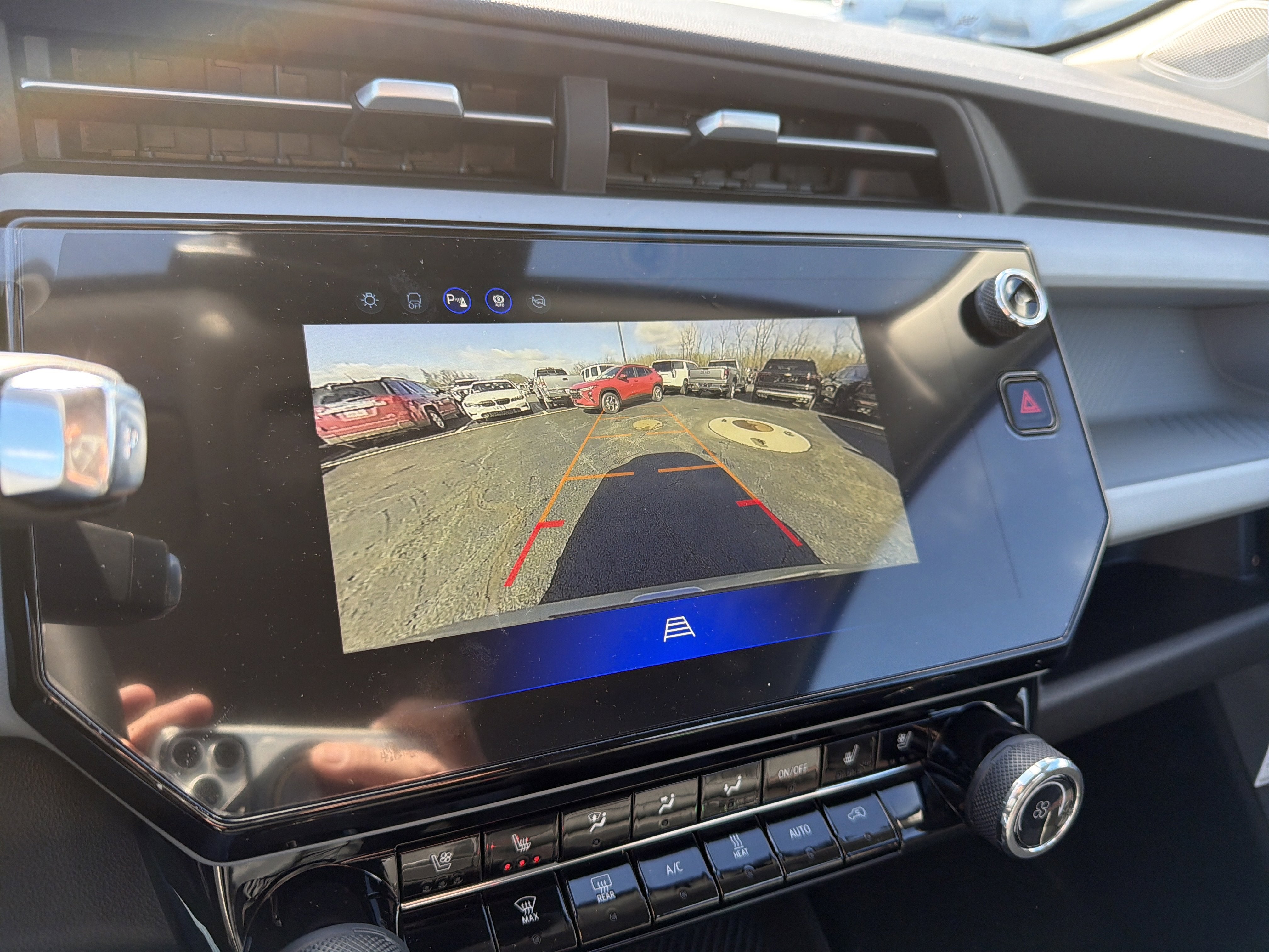 View vehicle photo 7