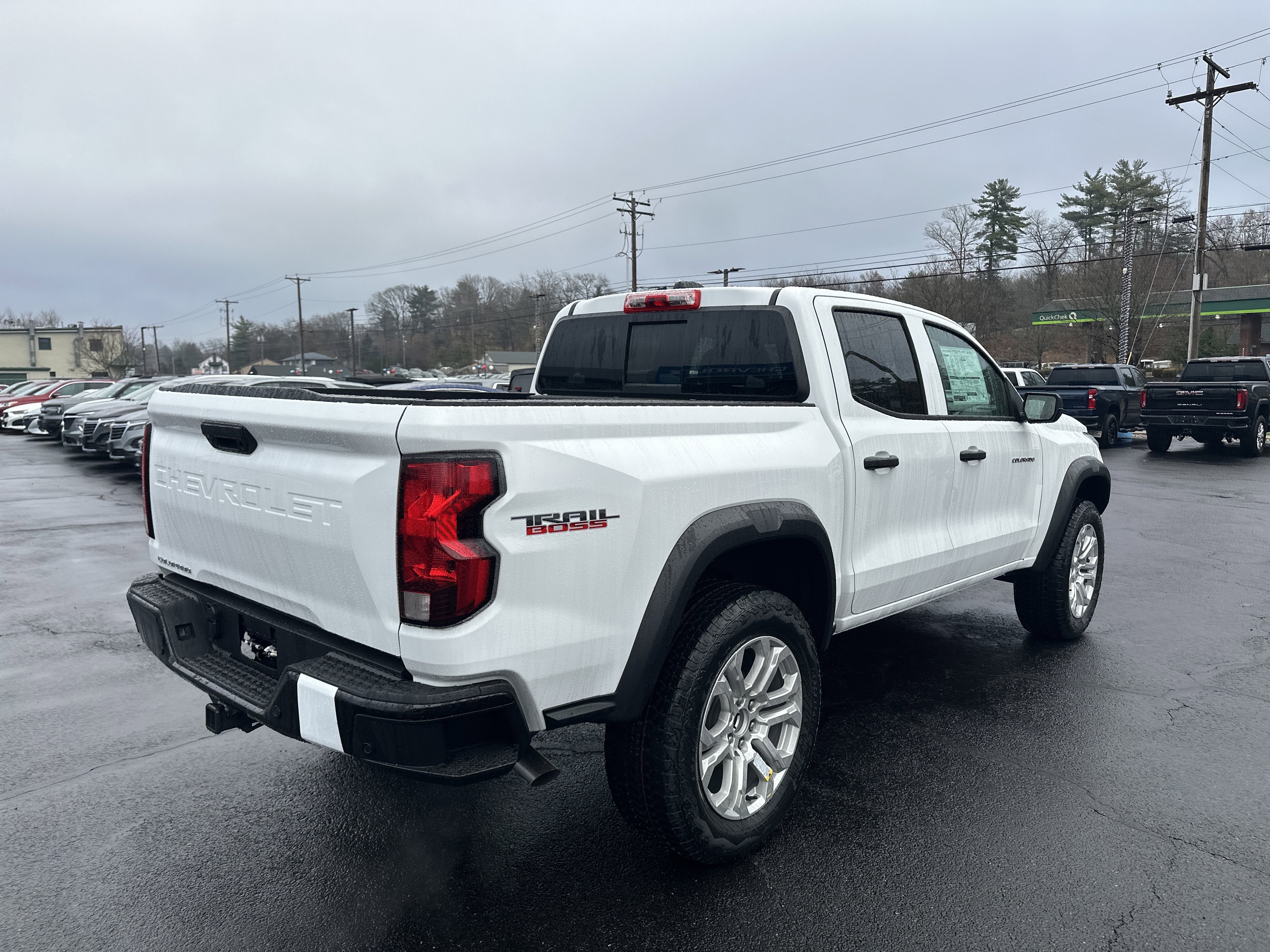 View vehicle photo 6