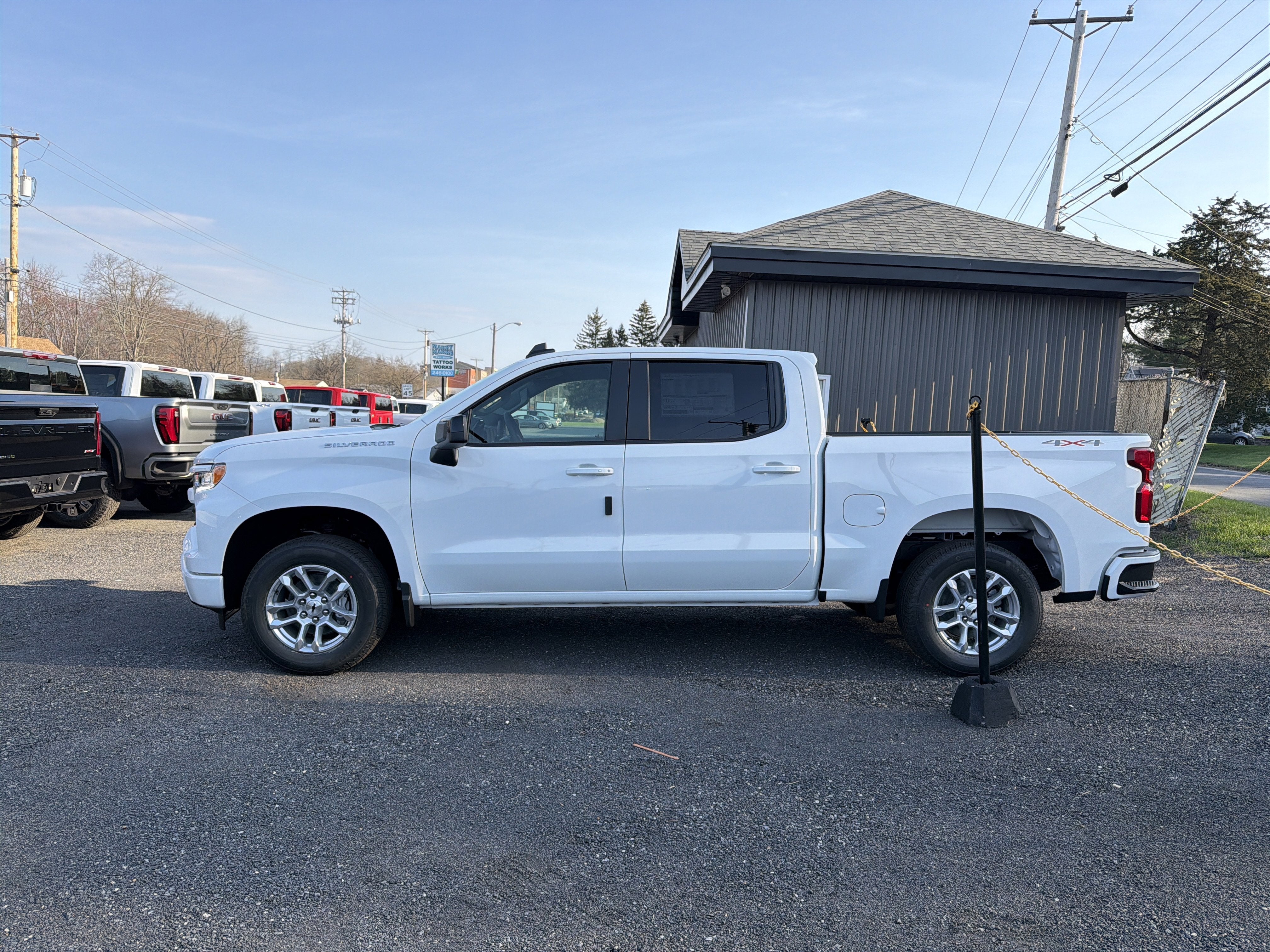 View vehicle photo 6