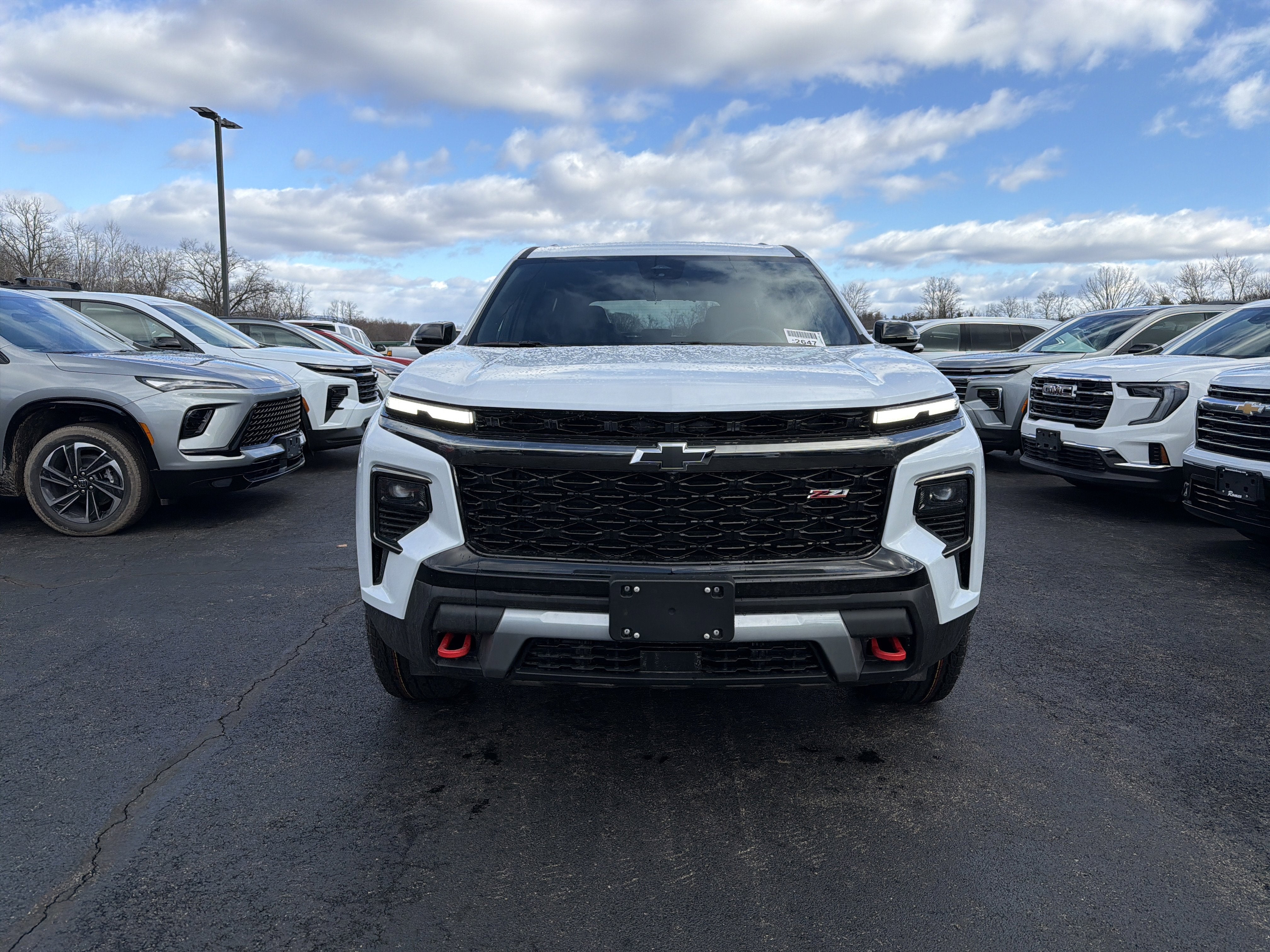 View vehicle photo 2