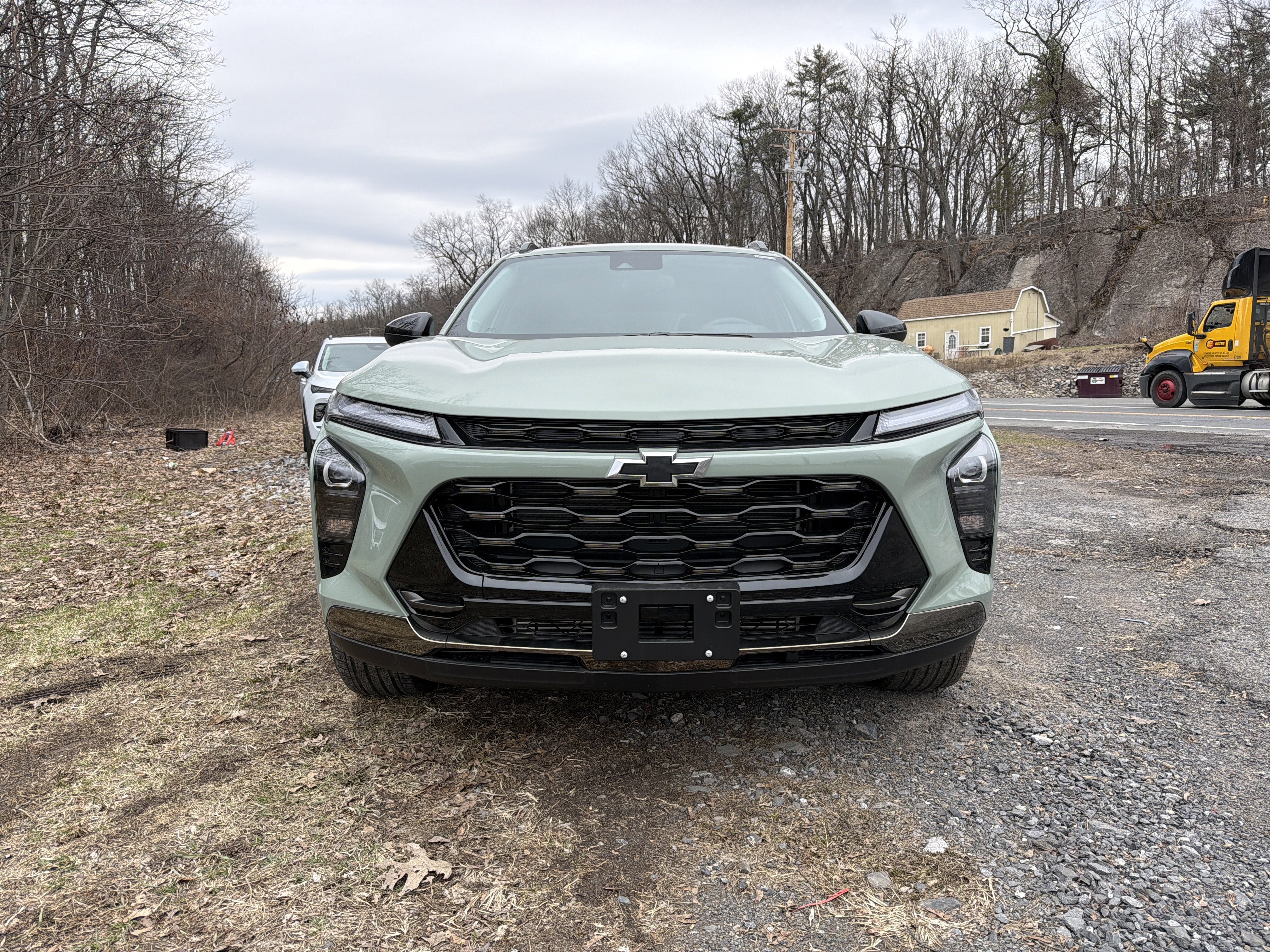 View vehicle photo 2