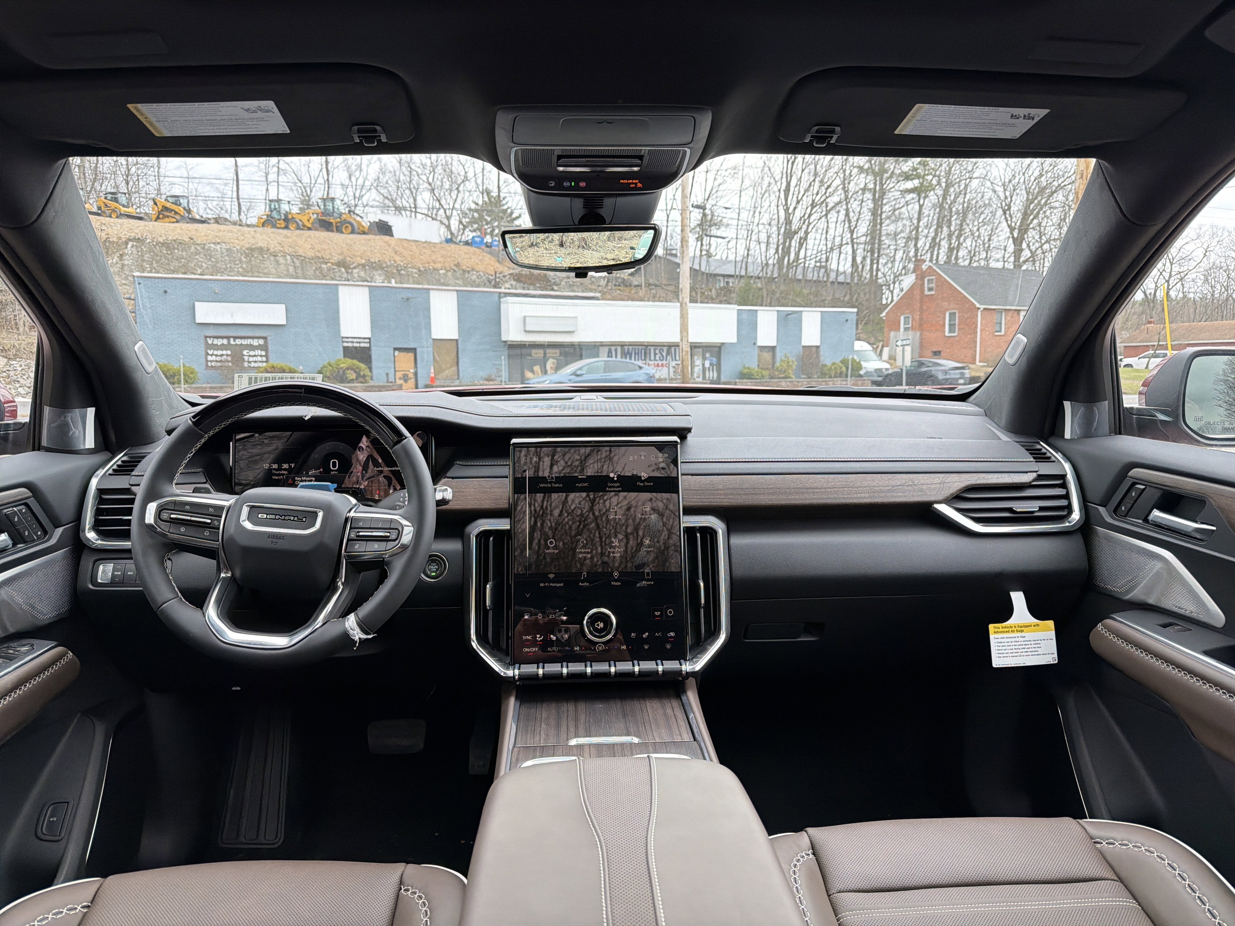 View vehicle photo 3