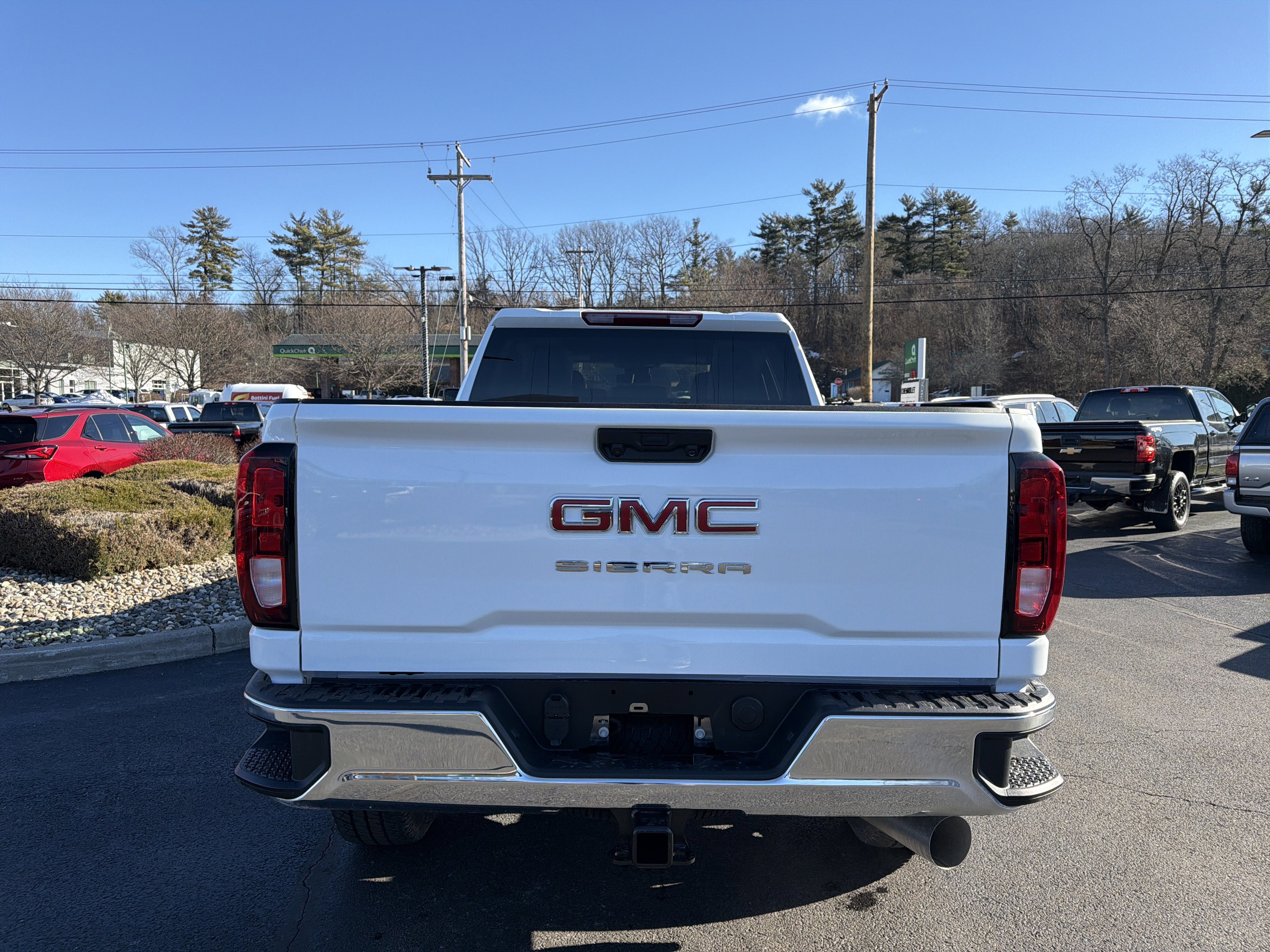 View vehicle photo 7