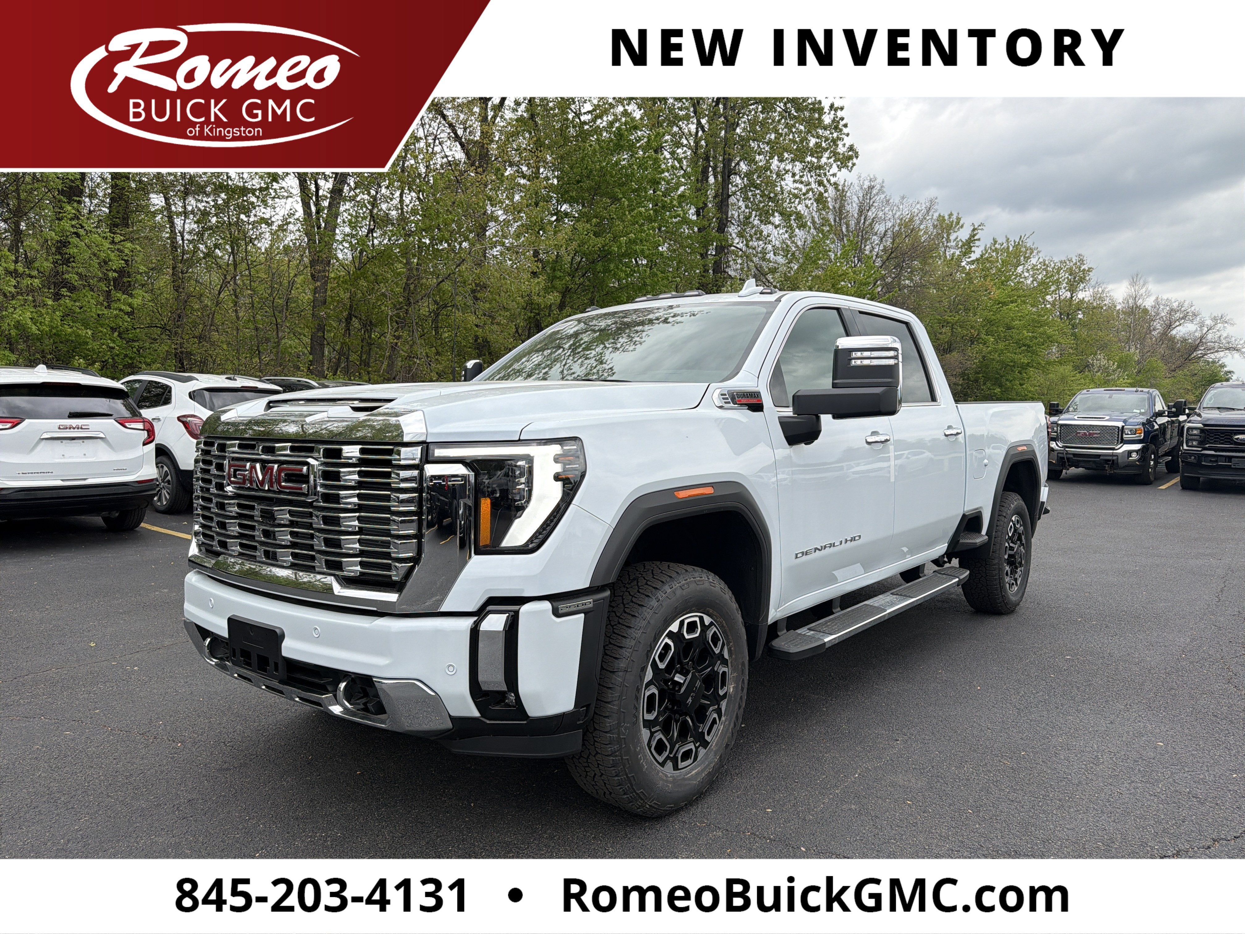 Glacier White Tricoat 2026 GMC Sierra 2500HD Pickup Truck Four-Wheel Drive Automatic