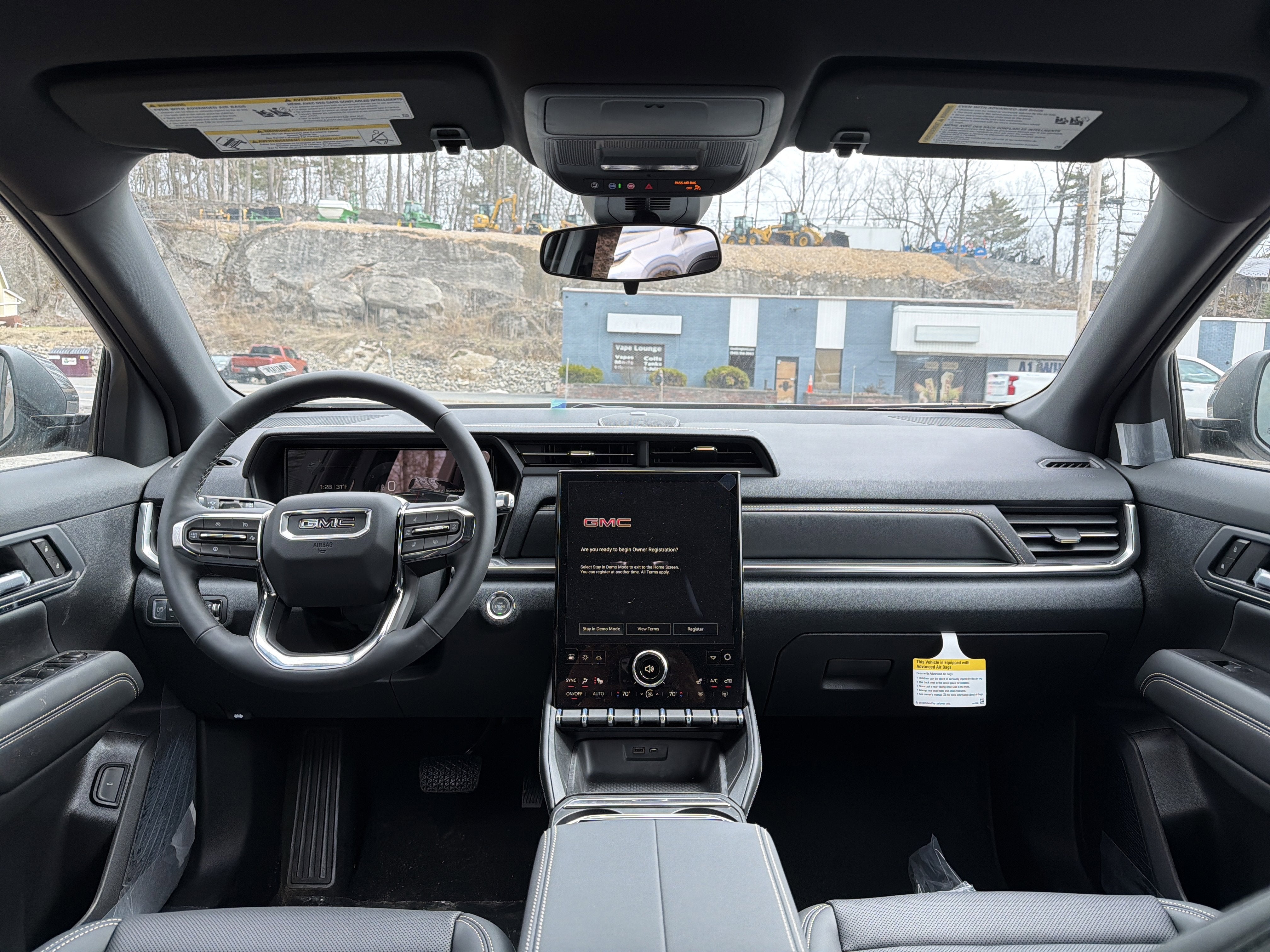 View vehicle photo 6