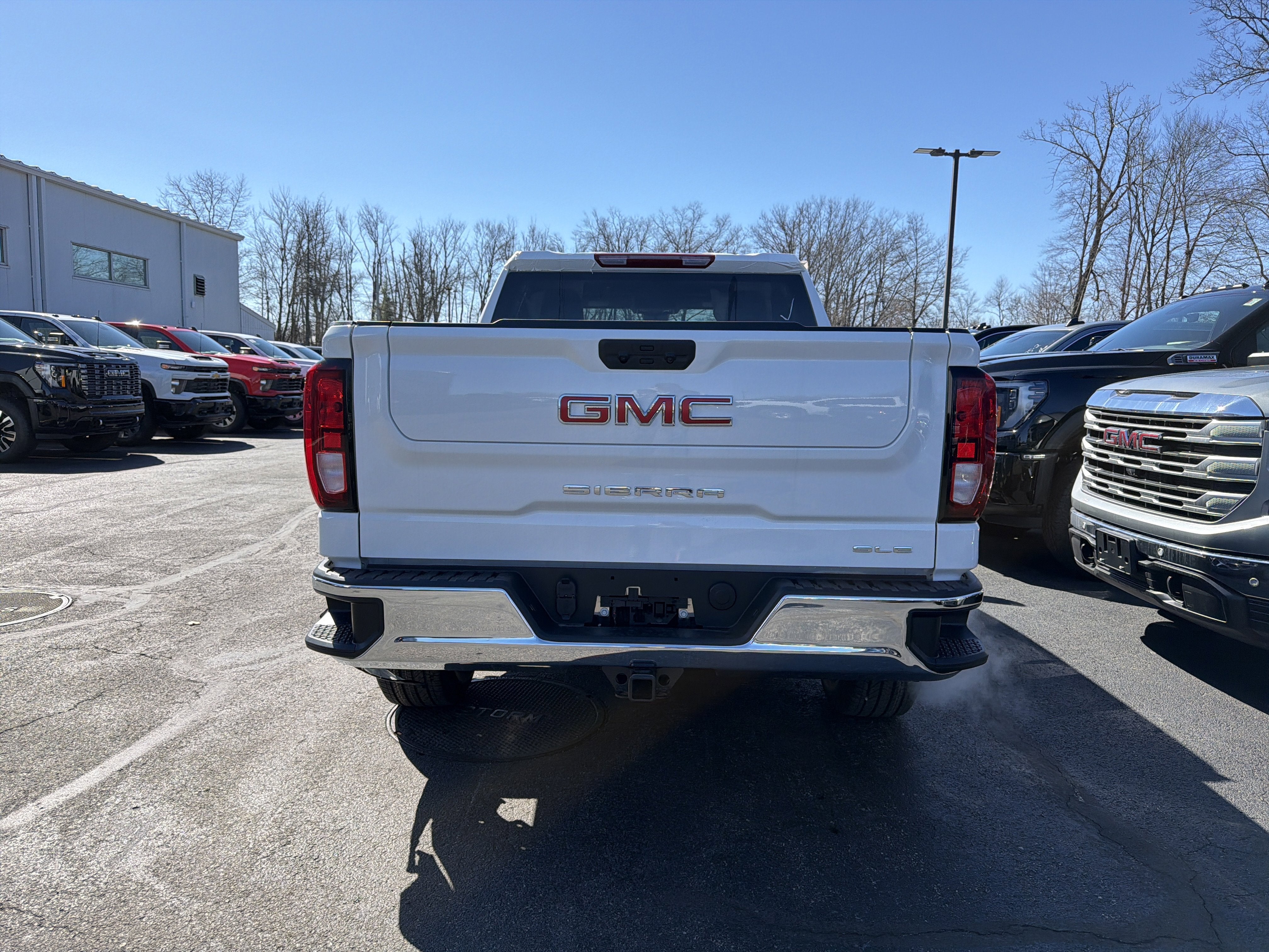 View vehicle photo 3