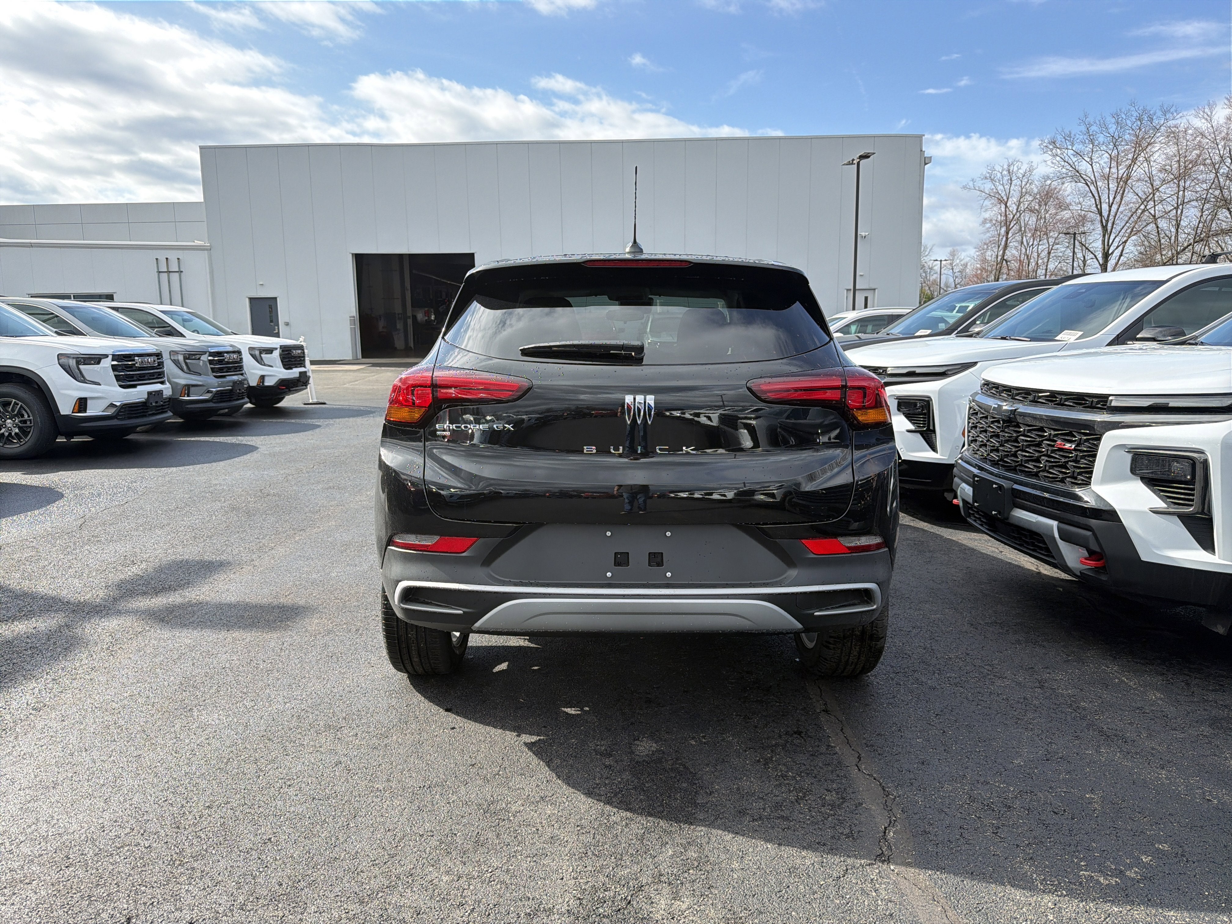 View vehicle photo 3