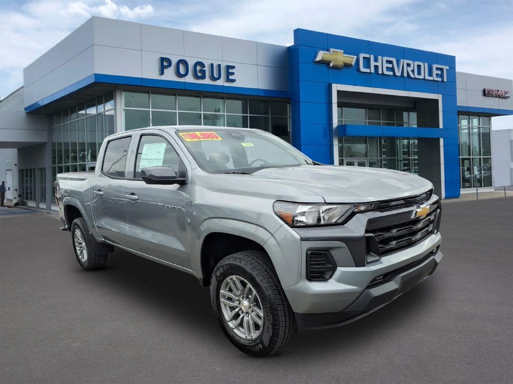 Sterling Gray Metallic 2026 Chevrolet Colorado Pickup Truck Four-Wheel Drive Automatic