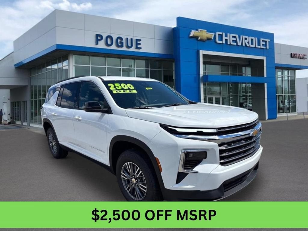 Summit White 2026 Chevrolet Traverse SUV / Crossover Front-Wheel Drive Automatic