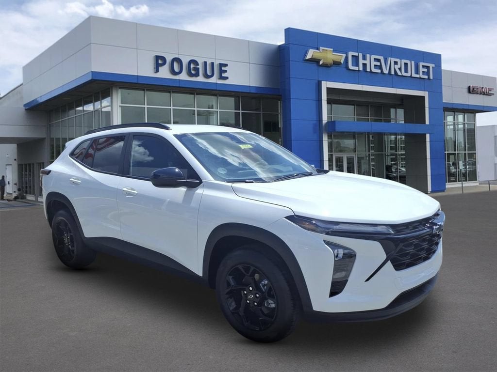 Summit White 2026 Chevrolet Trax SUV / Crossover Front-Wheel Drive Automatic