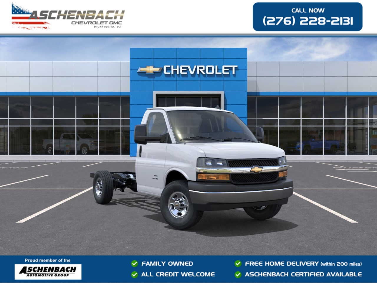 Summit White 2025 Chevrolet Express Chassis Van Rear-Wheel Drive Automatic