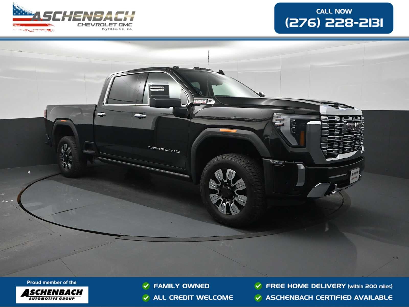 Onyx Black 2026 GMC Sierra 2500HD Denali Crew Cab 4WD Pickup Truck Four-Wheel Drive Automatic
