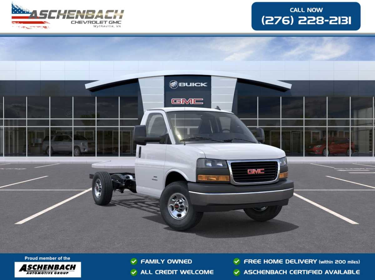 Summit White 2025 GMC Savana Chassis Van Rear-Wheel Drive Automatic