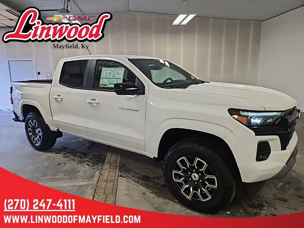 Summit White 2026 Chevrolet Colorado Pickup Truck Four-Wheel Drive Automatic