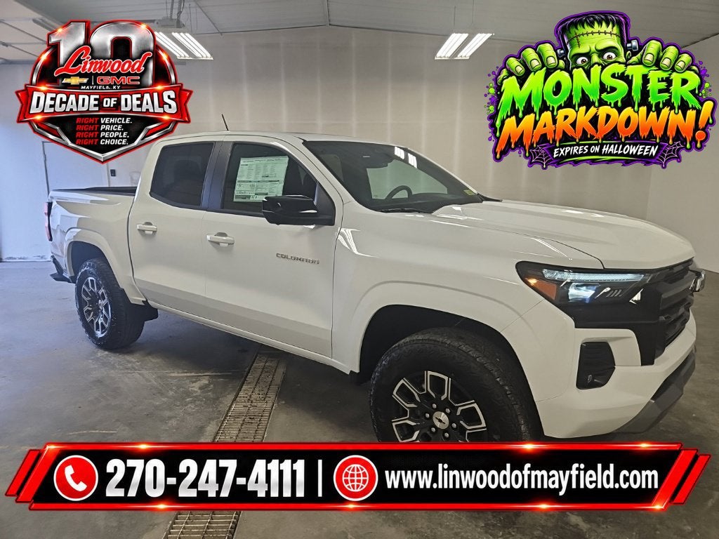 Summit White 2026 Chevrolet Colorado Pickup Truck Four-Wheel Drive Automatic