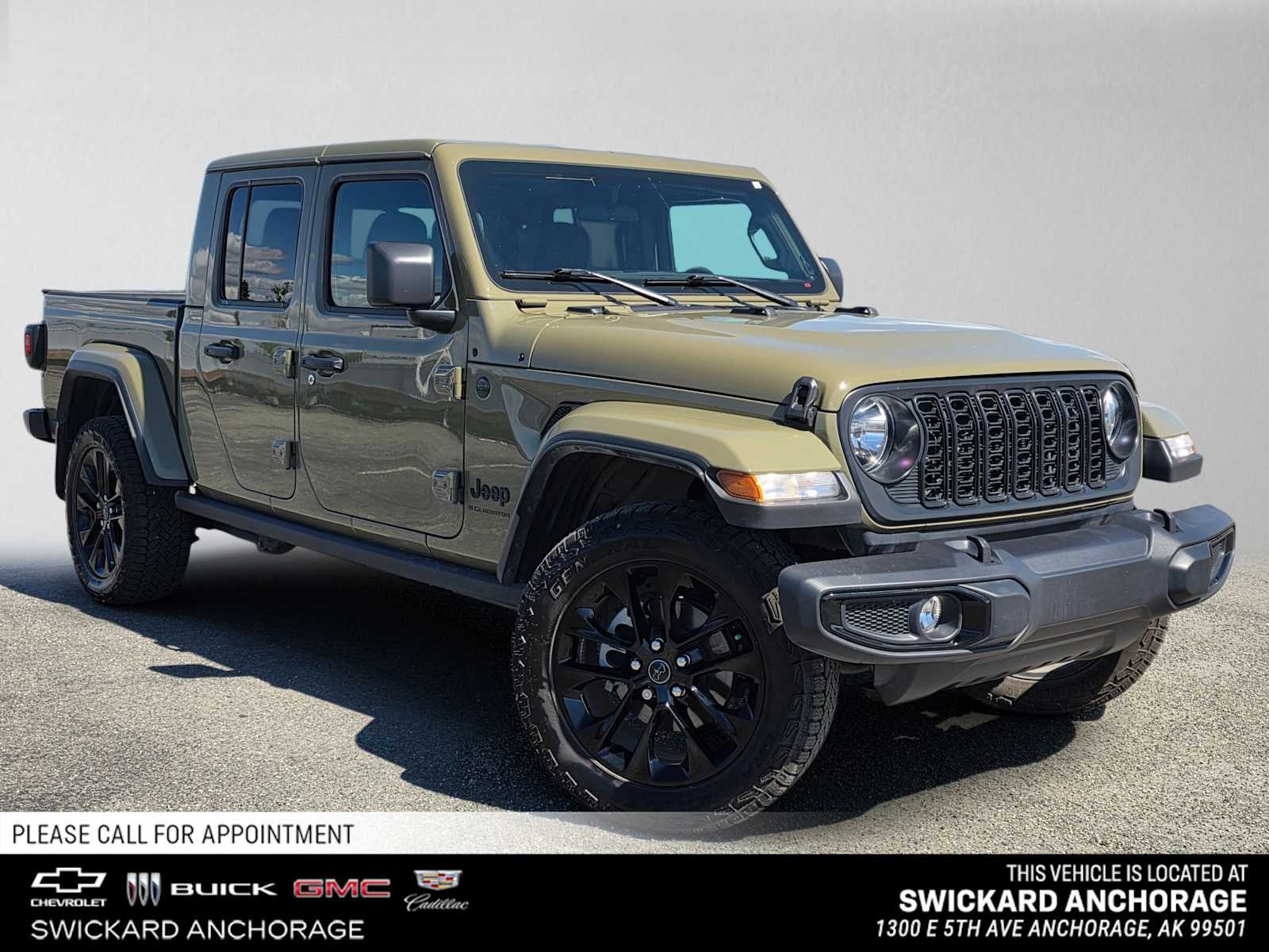 Green 2025 Jeep Gladiator Pickup Truck Four-Wheel Drive 8-Speed Automatic
