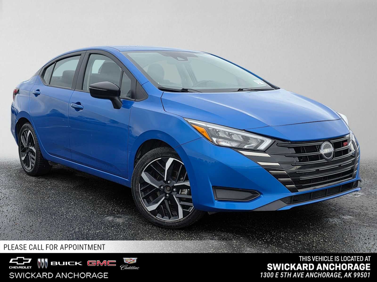 Electric Blue M 2024 Nissan Versa Sedan Front-Wheel Drive Continuously Variable Transmission