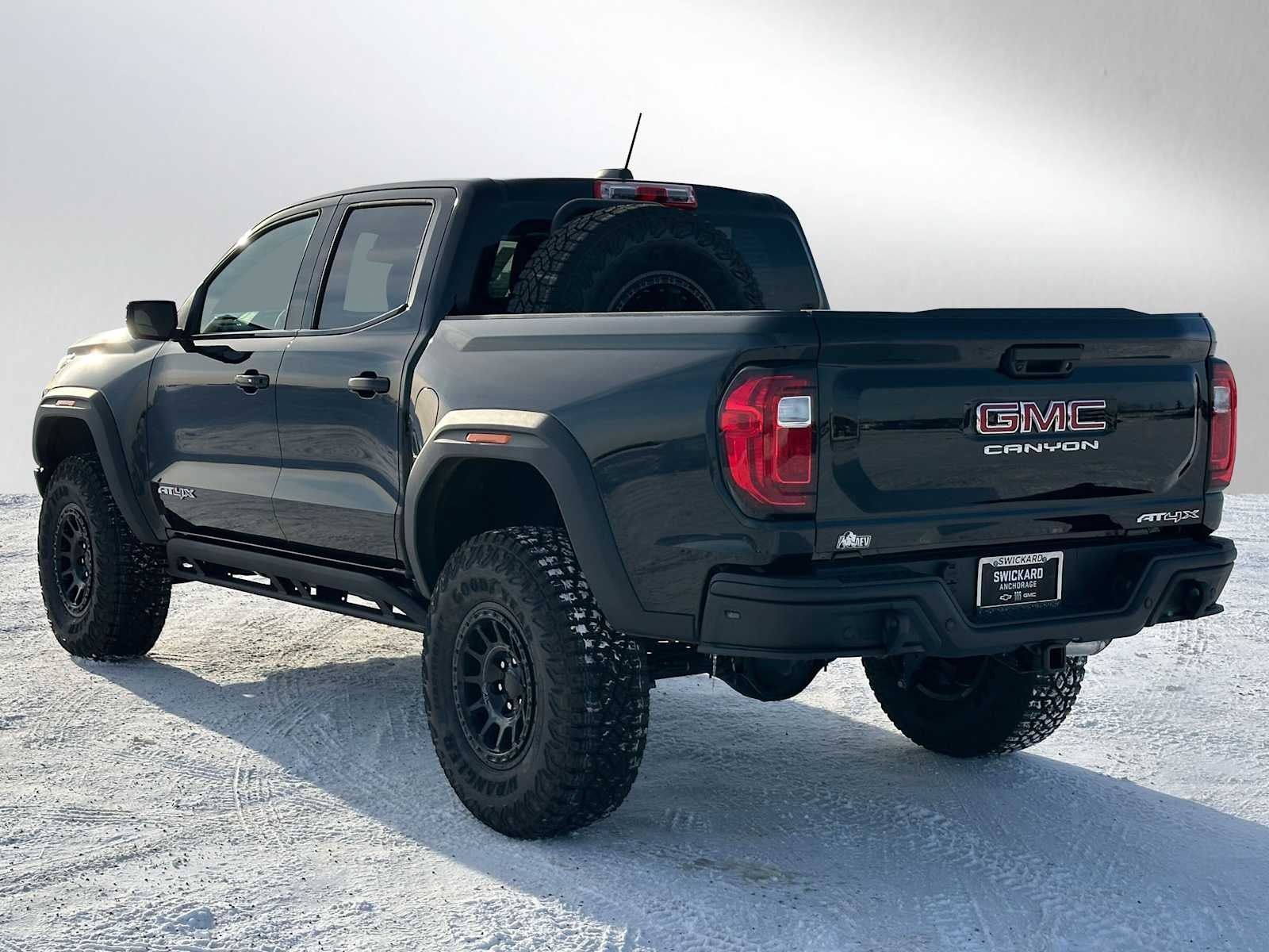 View vehicle photo 5
