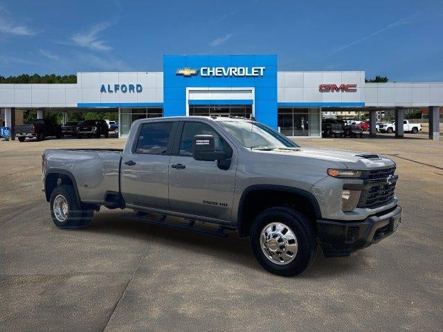 Sterling Gray Metallic 2026 Chevrolet Silverado 3500HD Pickup Truck Four-Wheel Drive Automatic
