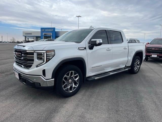2022 GMC Sierra 1500 SLT Crew Cab 4WD
