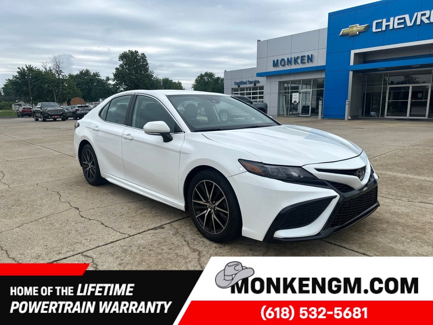 2024 Toyota Camry SE FWD    