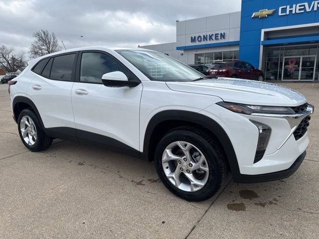 2026 Chevrolet Trax LS FWD