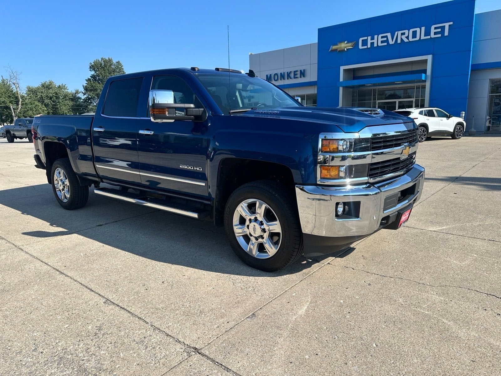 Deep Ocean Blue Metallic 2017 Chevrolet Silverado 2500HD Pickup Truck Four-Wheel Drive Automatic