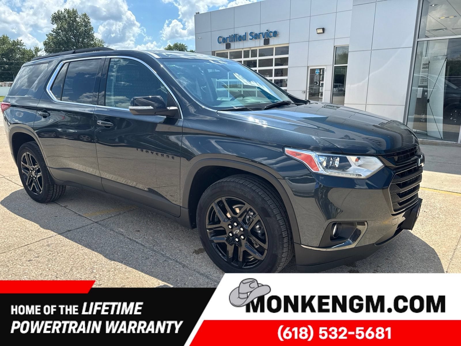  2021 Chevrolet Traverse LT Cloth FWD   
