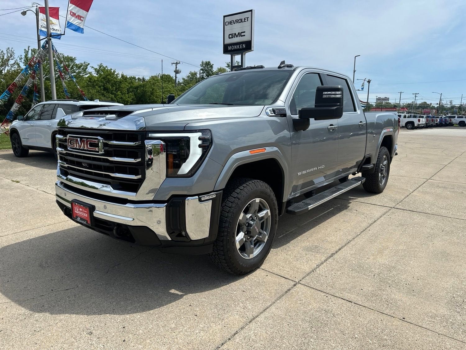 View vehicle photo 7