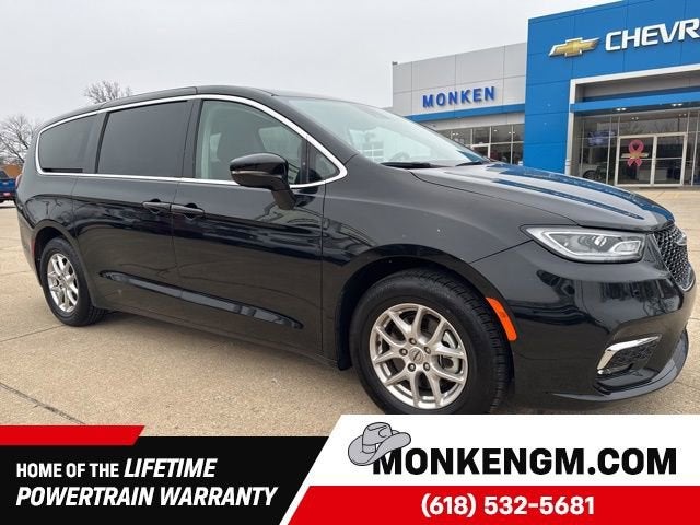 2024 Chrysler Pacifica Touring L FWD