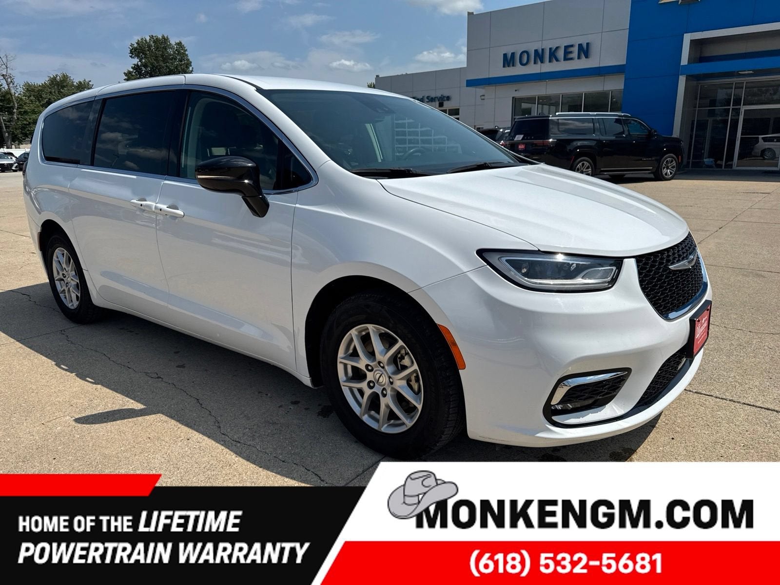  2024 Chrysler Pacifica Touring L FWD   