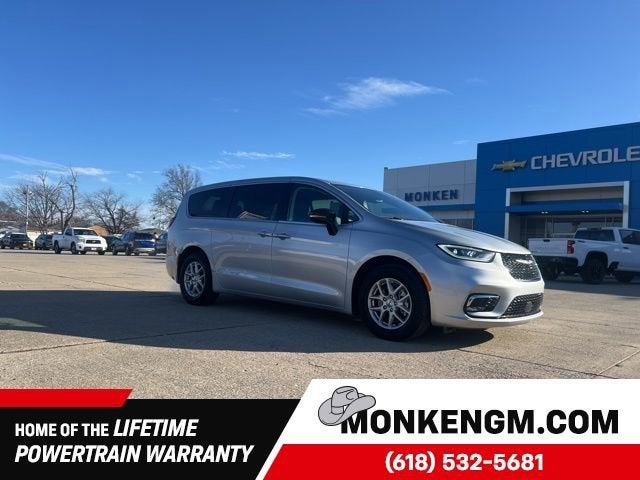 2024 Chrysler Pacifica Touring L FWD