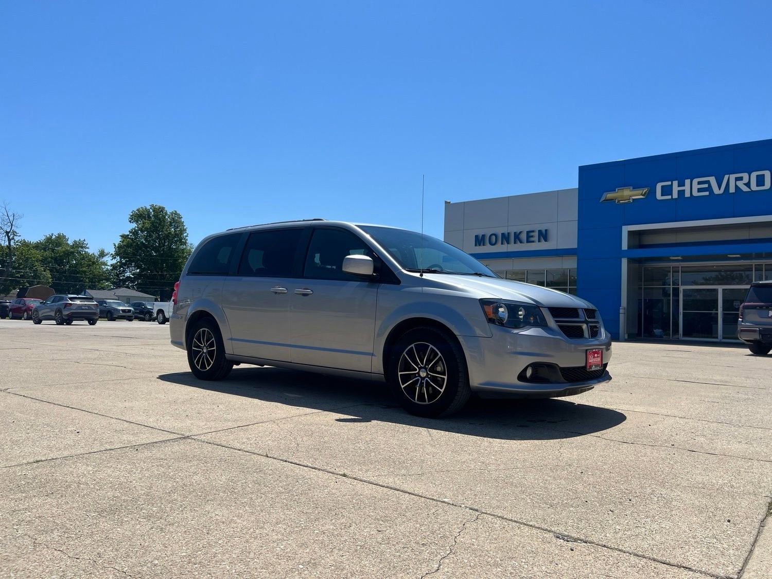 Silver 2019 Dodge Grand Caravan GT FWD Minivan Front-Wheel Drive Automatic