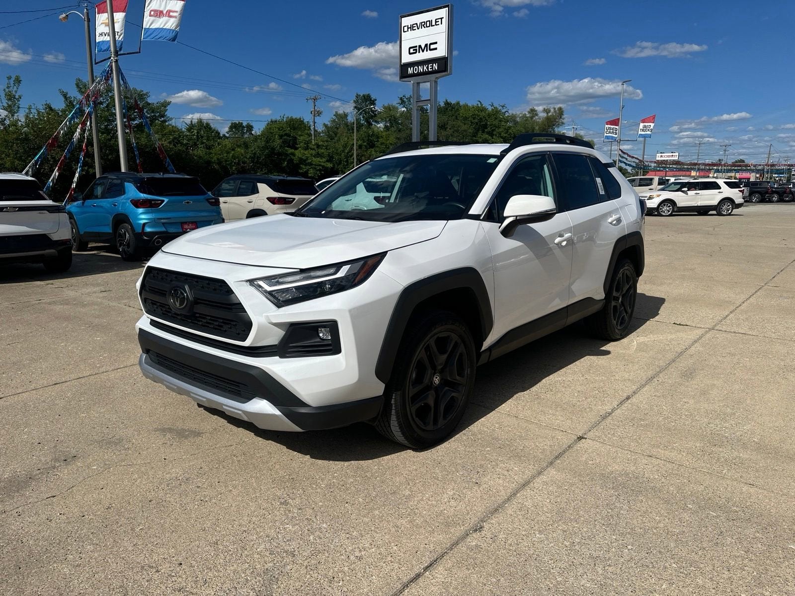 View vehicle photo 7