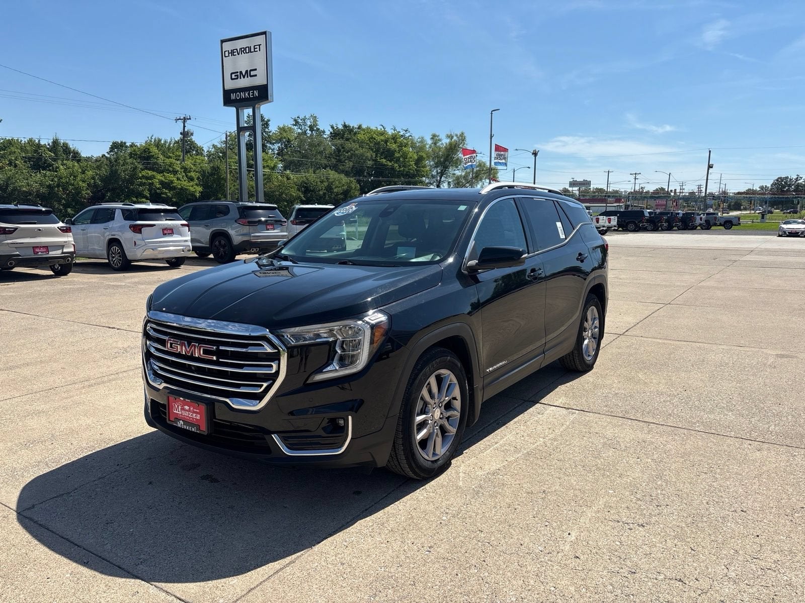 View vehicle photo 7