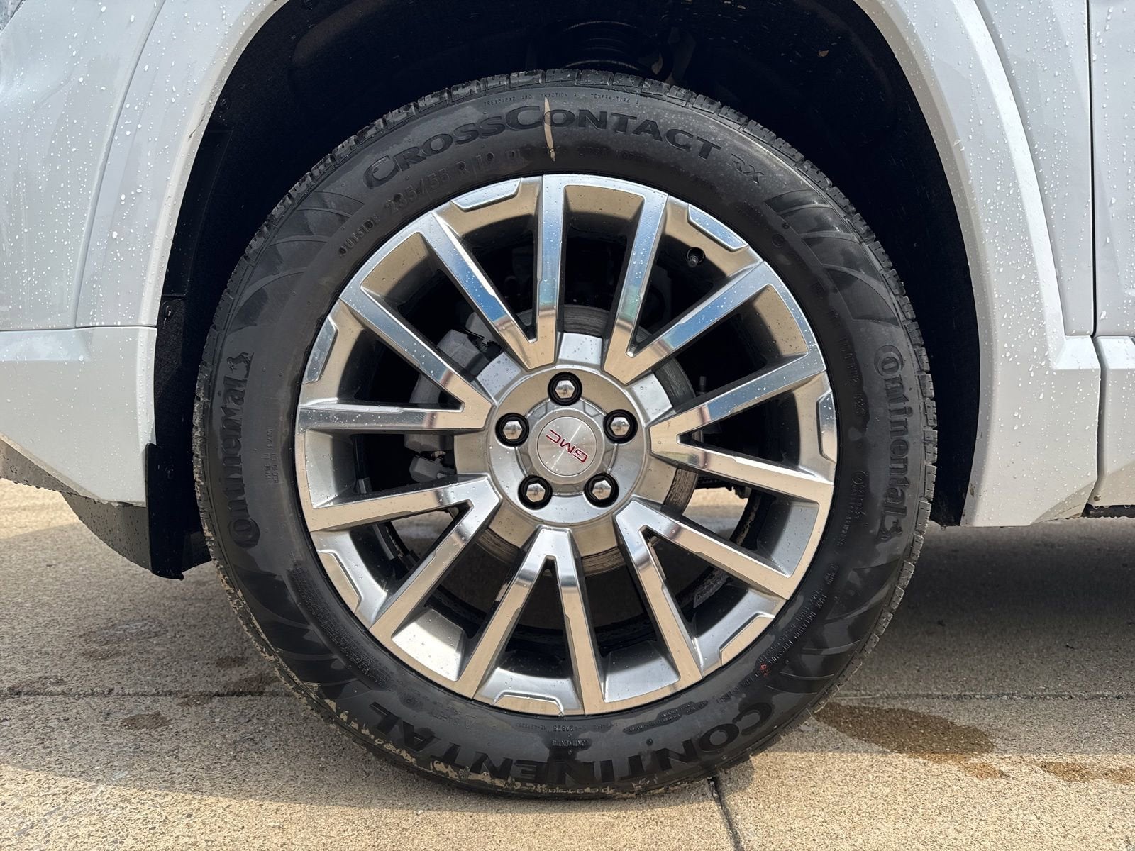 View vehicle photo 2