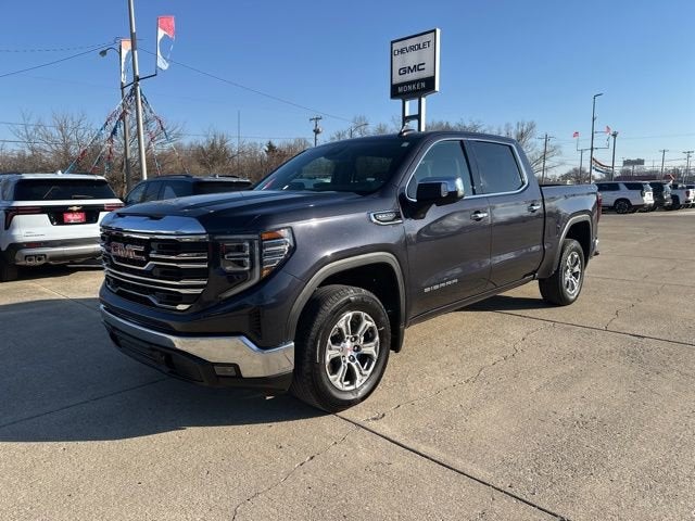 View vehicle photo 7