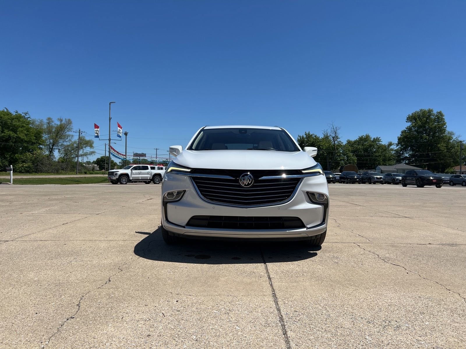 View vehicle photo 7