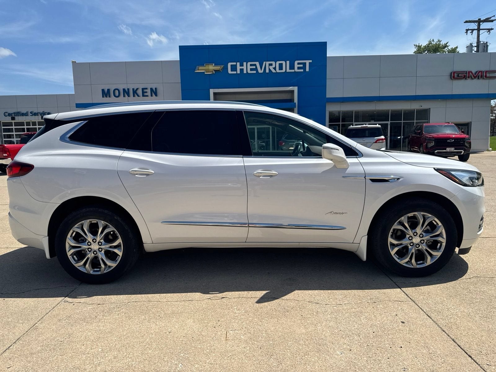 View vehicle photo 2