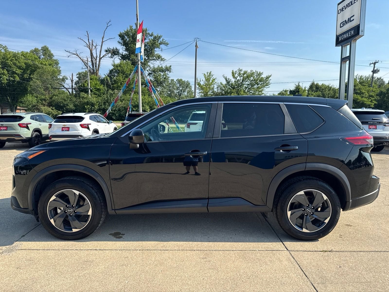 View vehicle photo 6