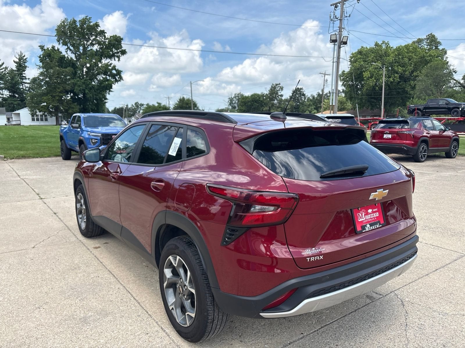 View vehicle photo 5