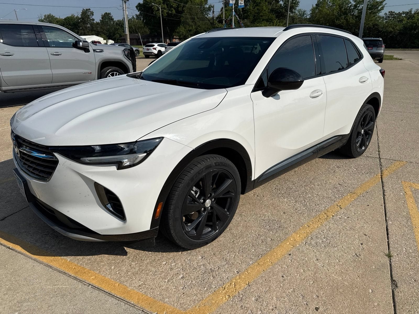 Summit White 2021 Buick Envision SUV / Crossover Front-Wheel Drive Automatic