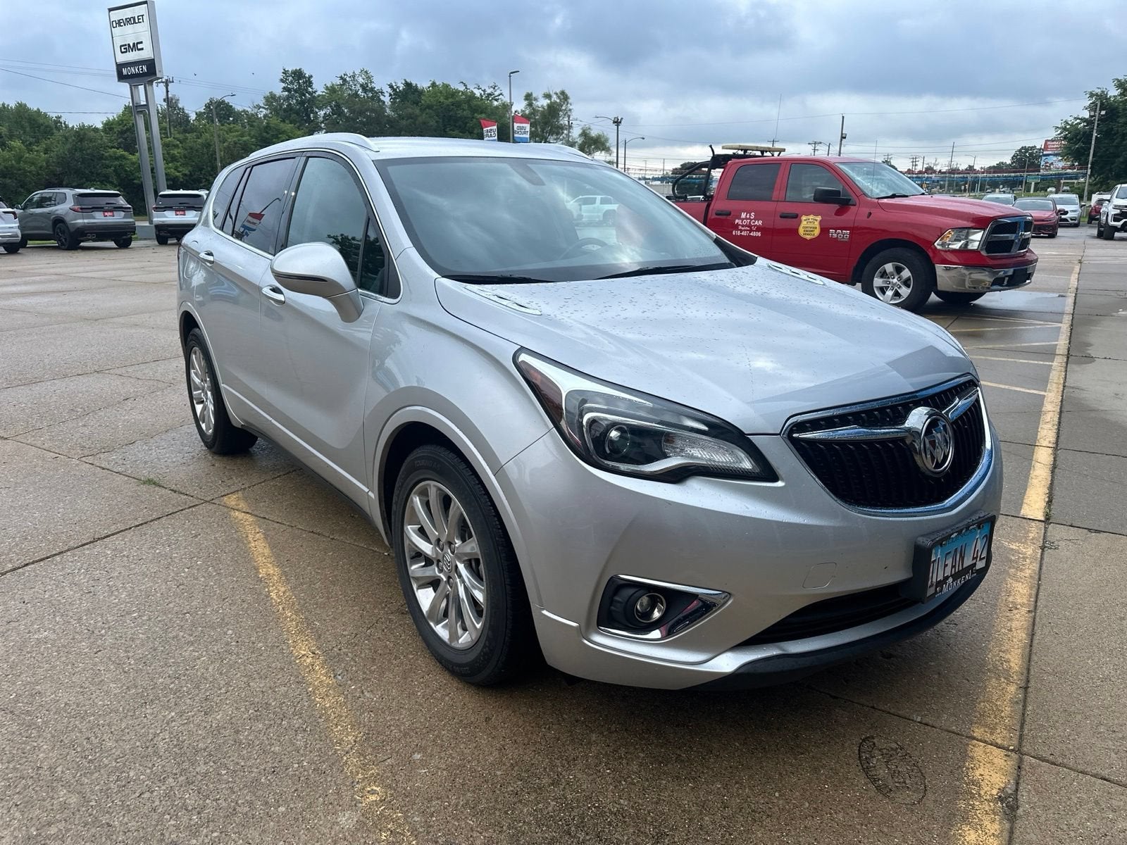 View vehicle photo 2
