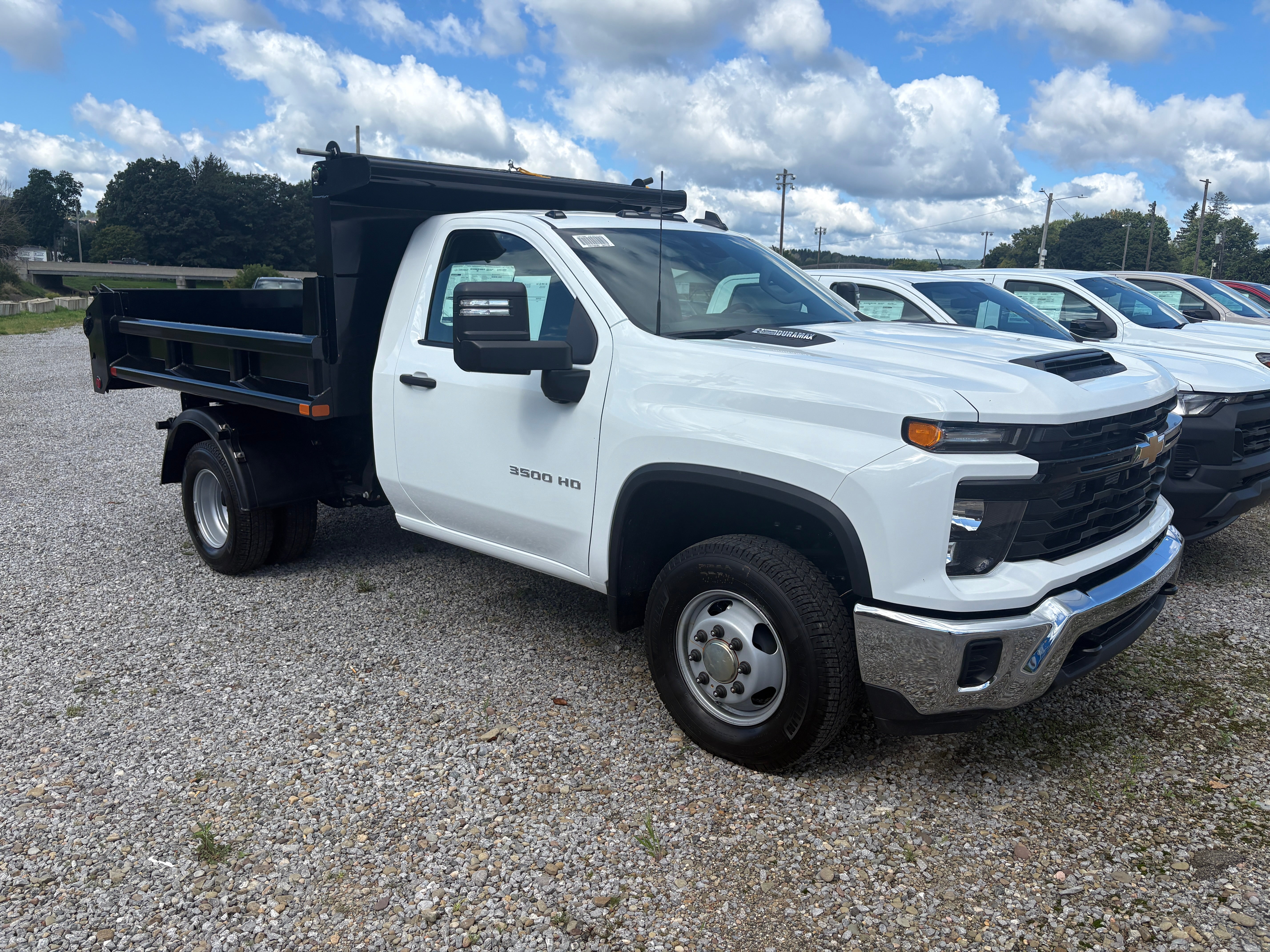 Summit White 2026 Chevrolet Silverado 3500HD Chassis Pickup Truck Four-Wheel Drive Automatic