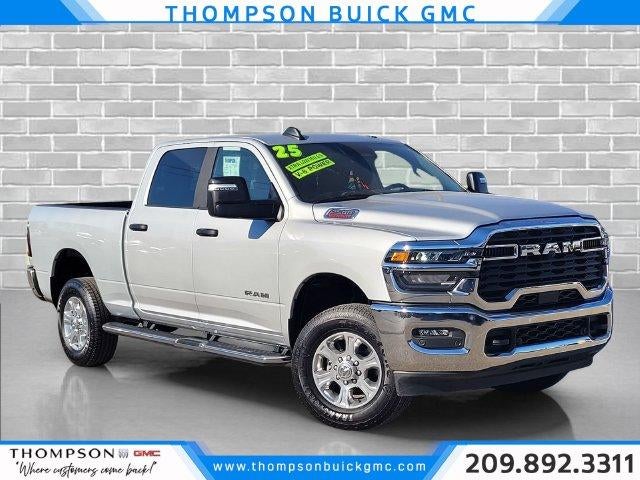 2026 RAM 2500 Big Horn Crew Cab 4WD